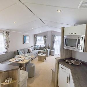 4 Berth Superior Caravan Pet